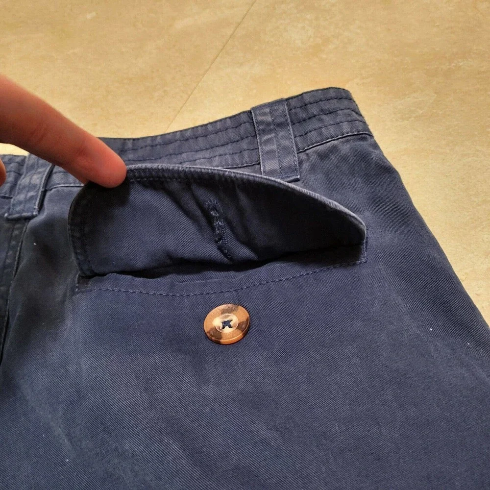 UCLA University Los Angeles California Mens Size 30 Chino‎ Navy Cotton Shorts